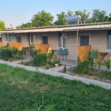 Pensiunea Chiquita Guest house Vadu
